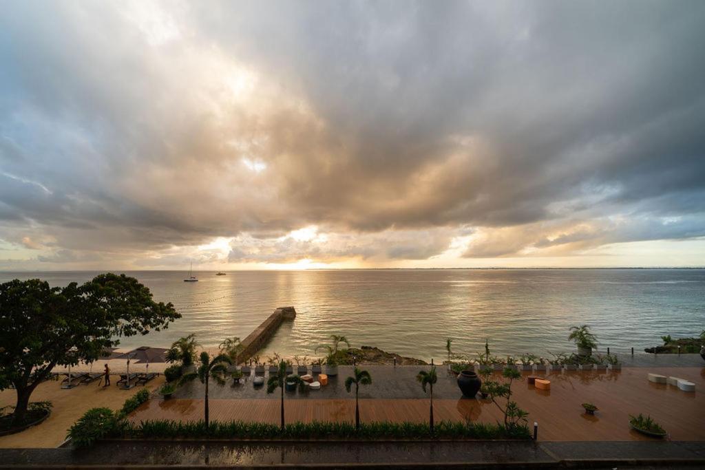 The Reef Island Resort Mactan, Cebu Lapu-Lapu City Exterior photo